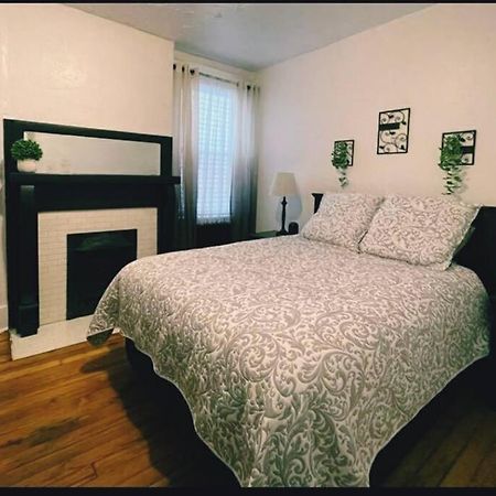 Lovely 2Br W Office Space - King Bed & Alexa Apartment Pittsburgh Exterior photo